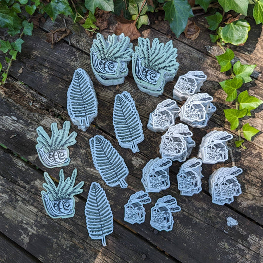 ilikesara | art + goods - Sticker | wood fern - waterproof uv-resistant vinyl plant decal