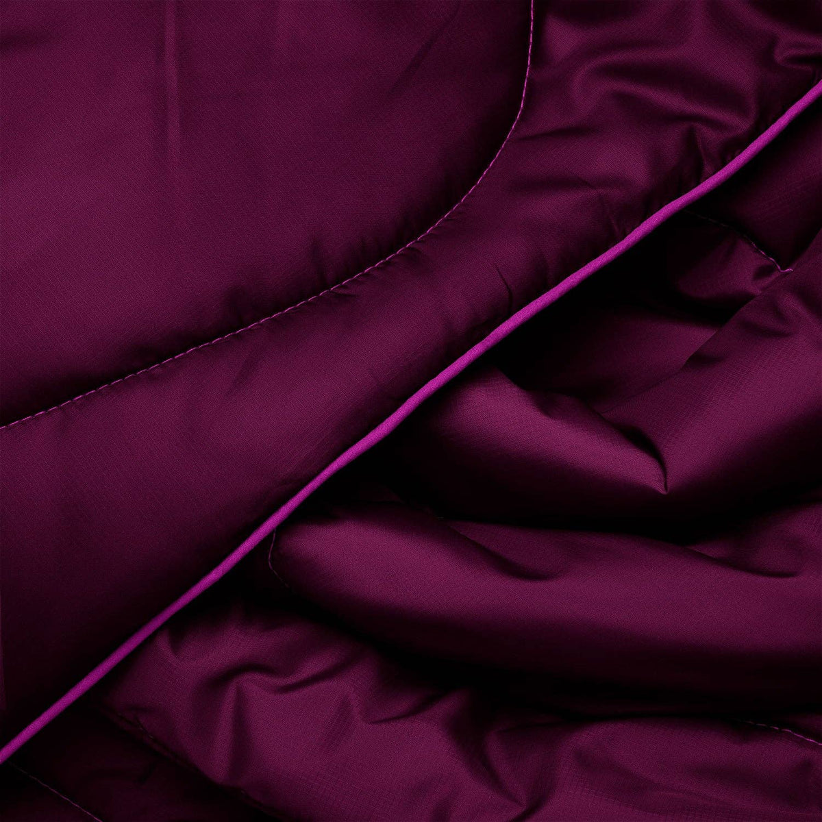 Rumpl - Travel Puffy Blanket - Plum