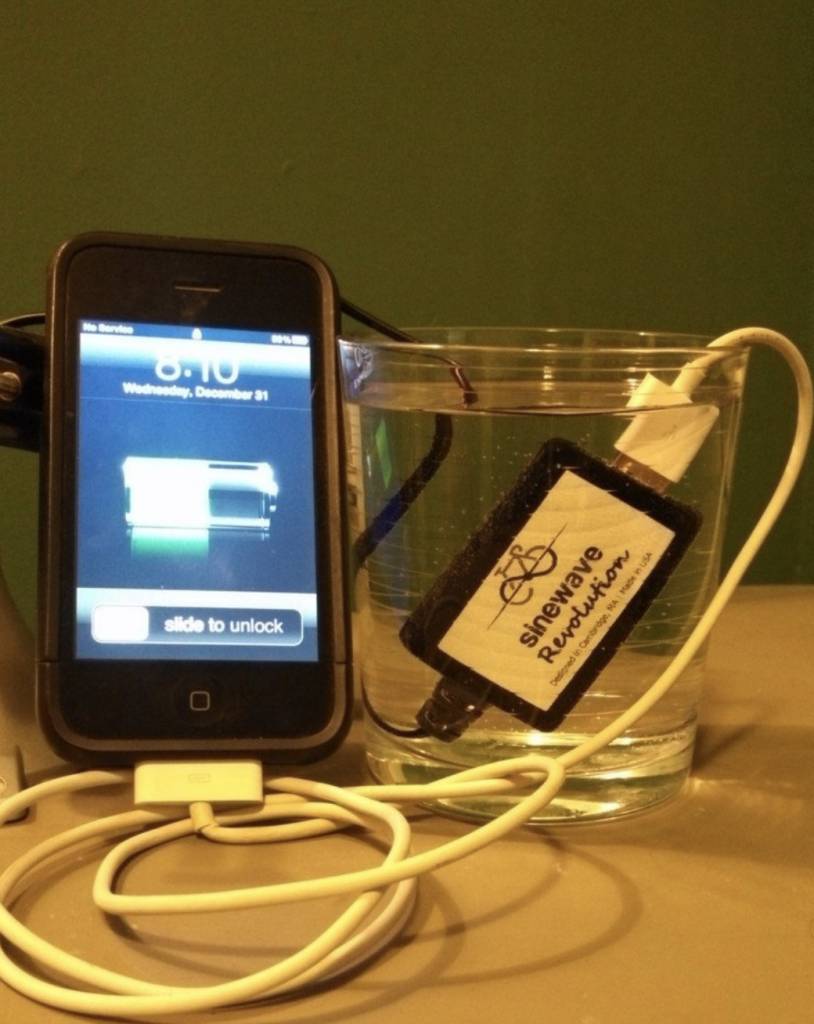Sinewave Cycles Revolution dynamo charging device