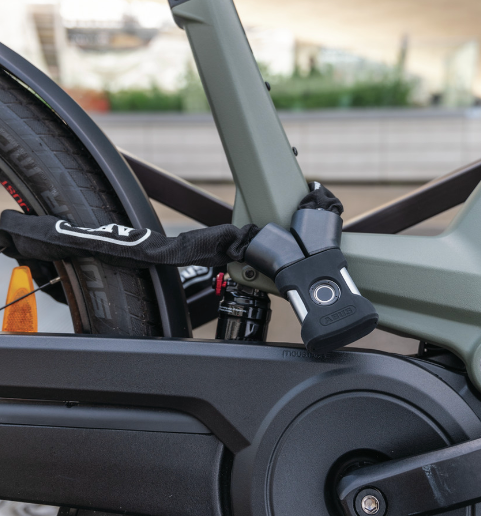 ABUS Yardo Fingerprint Lock Chain - 7mm x 110cm