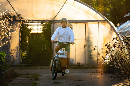 Yuba Supercargo Front Cargo Bike Grey