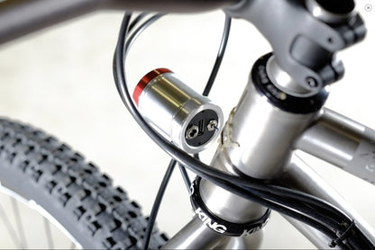 Sinewave Cycles Beacon dynamo headlight