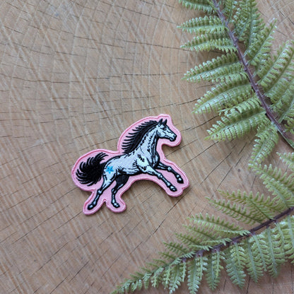 ilikesara | art + goods - Iron-on patch | pink star horse - embroidered Western pony applique
