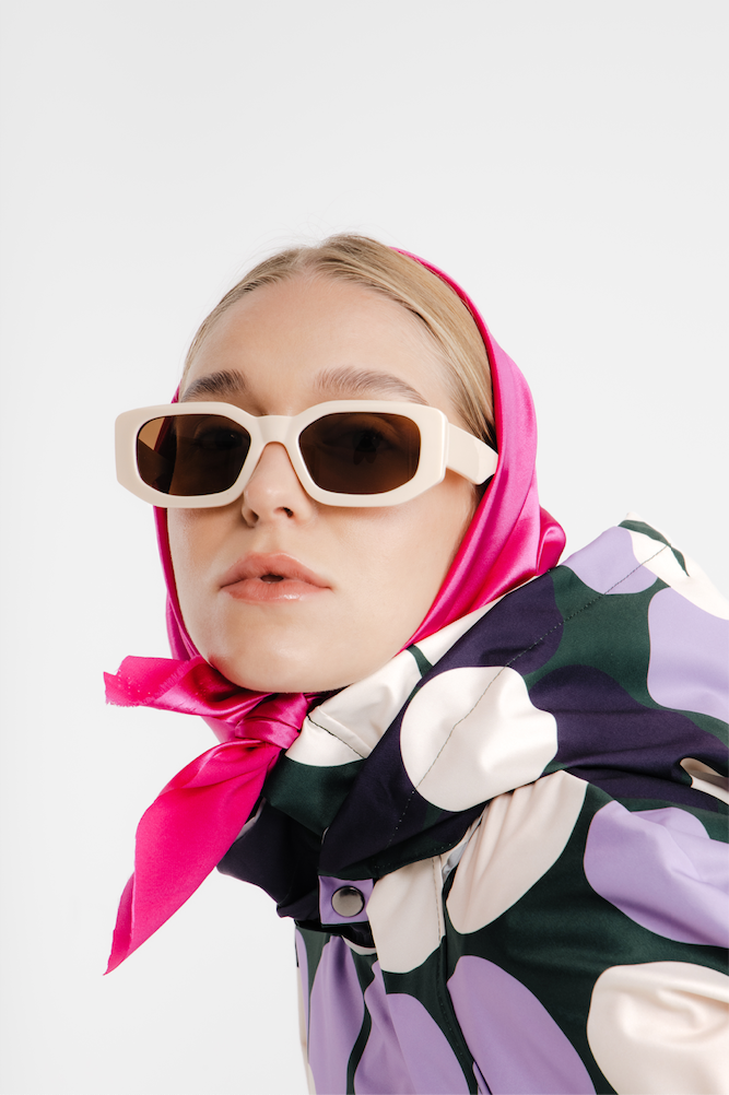 PLUVO - Flower Power PU Cape