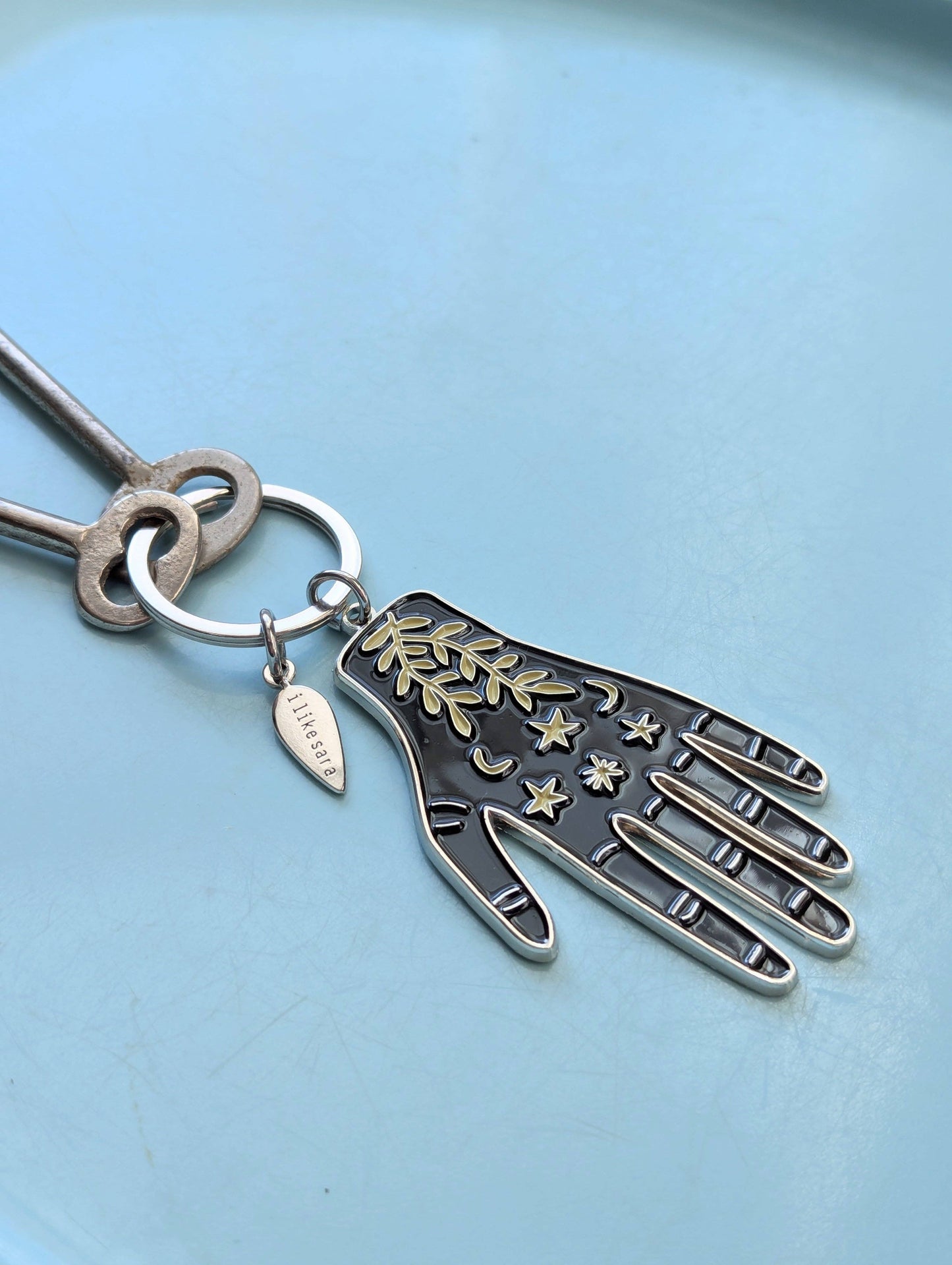 ilikesara | art + goods - Metal enamel keychain / bag charm | hand maker