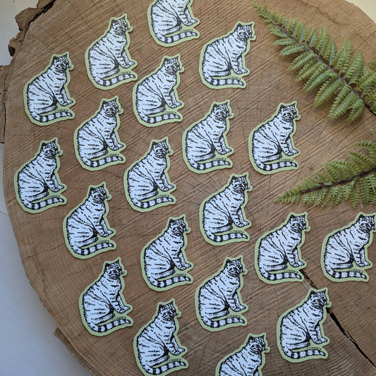 ilikesara | art + goods - Sticker | sitting white cat - waterproof uv-resistant vinyl kitty decal
