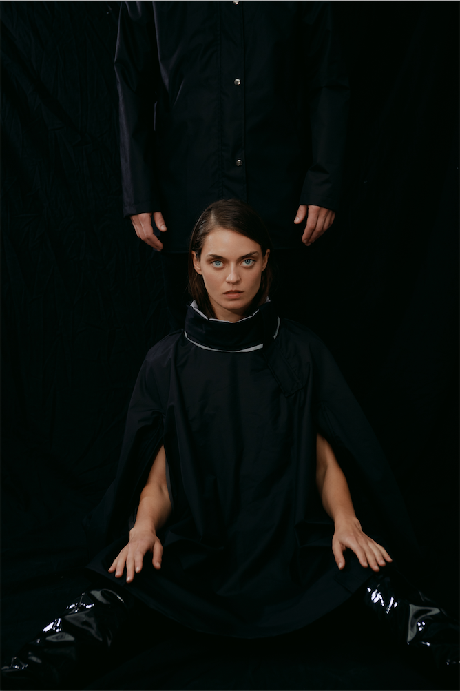 PLUVO - Midnight Black Rain Cape