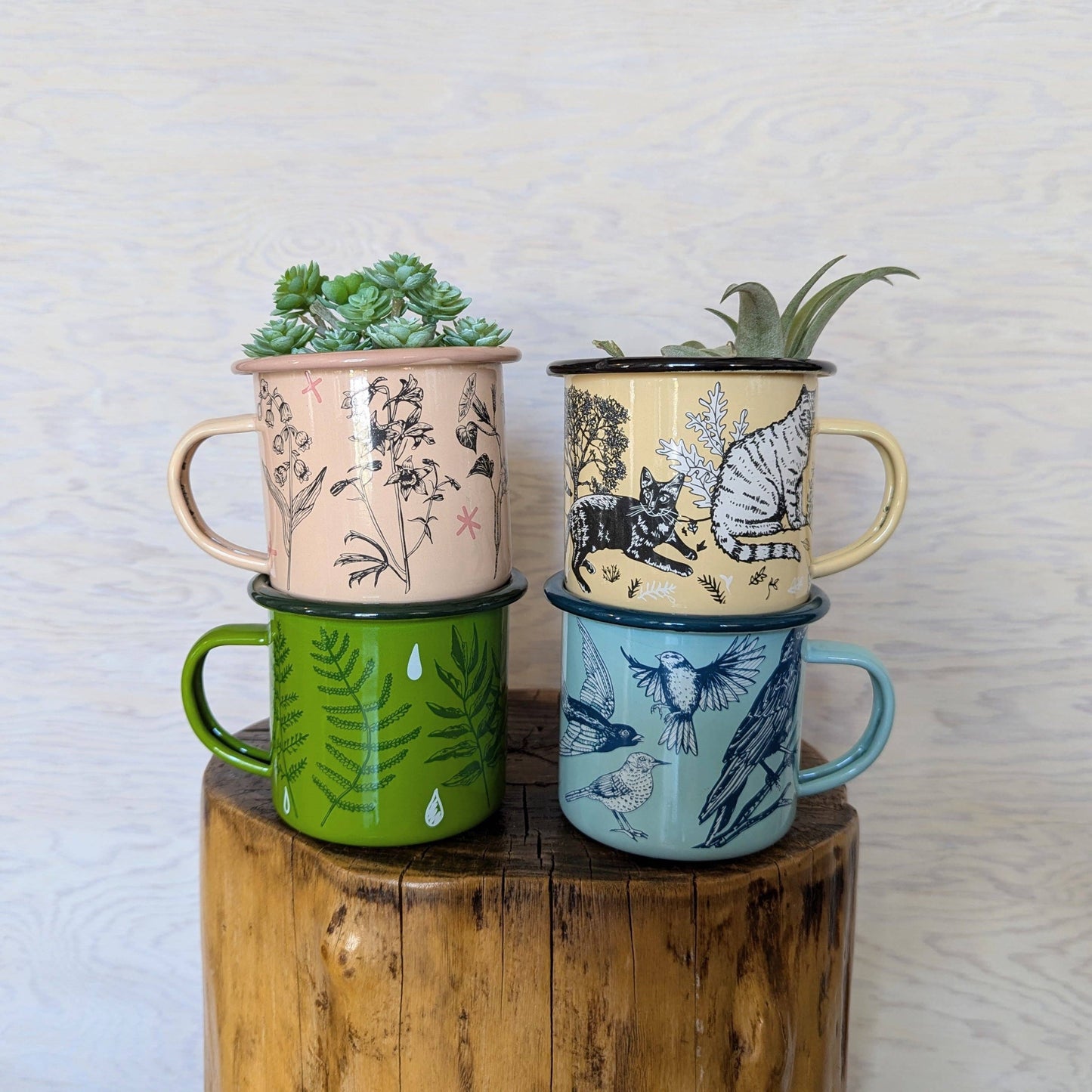 ilikesara | art + goods - Enamel mug | fatal florals
