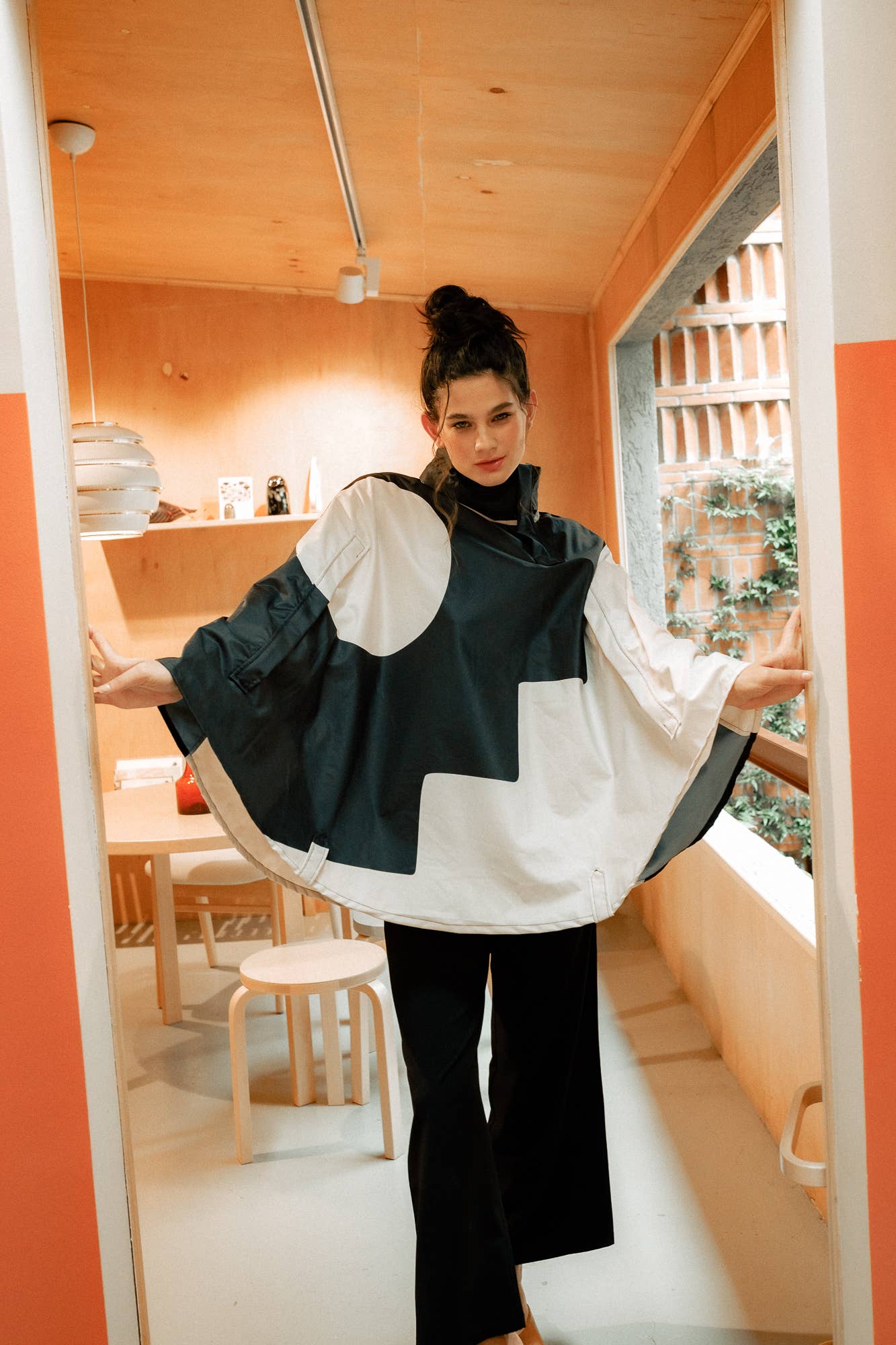 PLUVO - Night Rain Cape