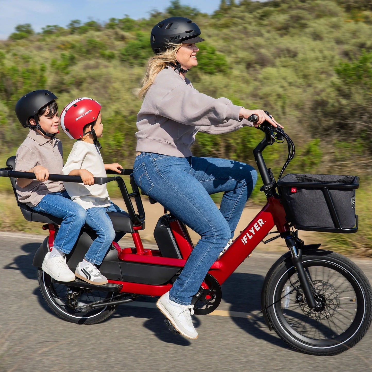 Radio Flyer - Flyer Loop - Electric Cargo Bike