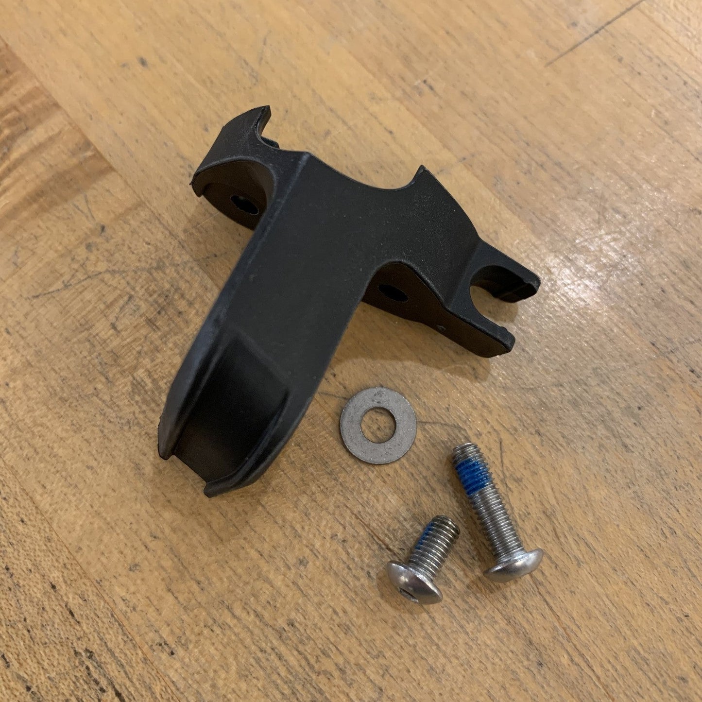 Brompton Replacement front axle hook and fittings for Electric - QE-HOOK