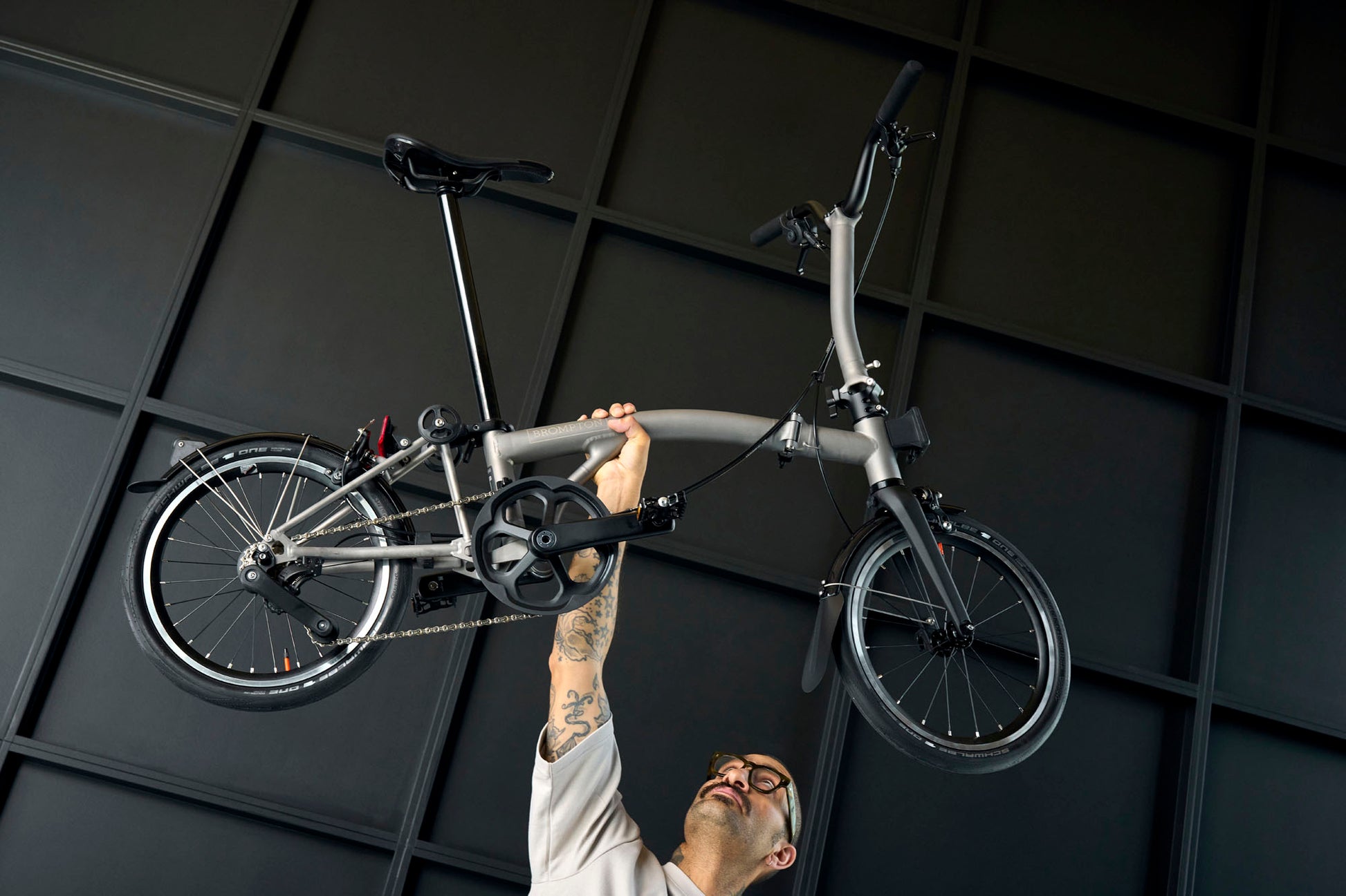 brompton fixed gear Brompton US T Line Explore - 12 Speed Bike in Blasted Titanium | Size: Mid