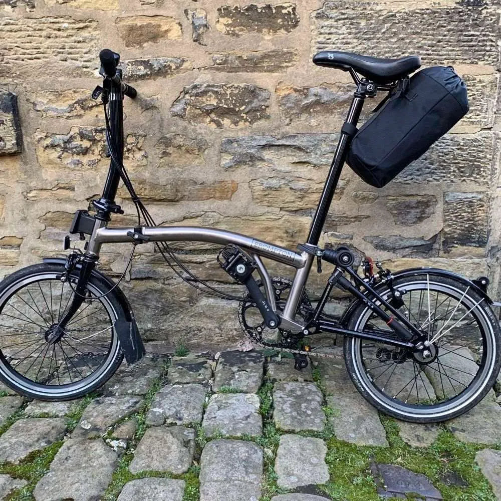 Carradice Brompton Folding Bike Bag – Clever Cycles | Bikes & Ebikes Carradice Brompton Folding Bike Bag – Clever Cycles | Bikes & Ebikes