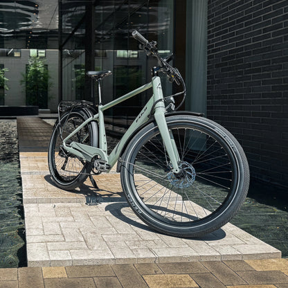 Fuji Boulevard EVO Electric Bike