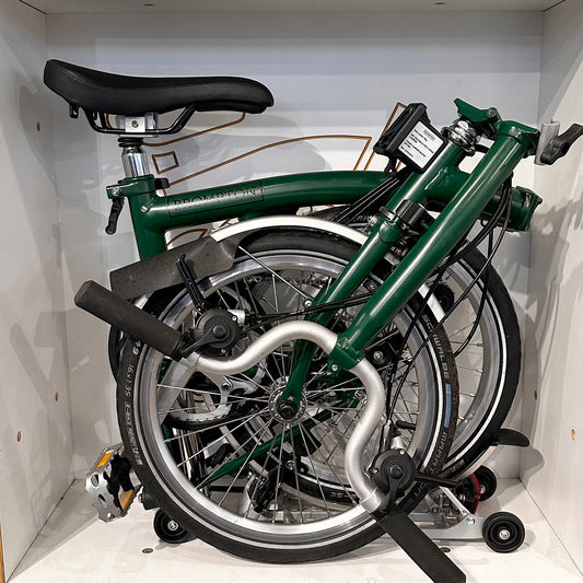 USED Brompton Mid Bar, Six Speed, Racing Green with Rack (M6R)