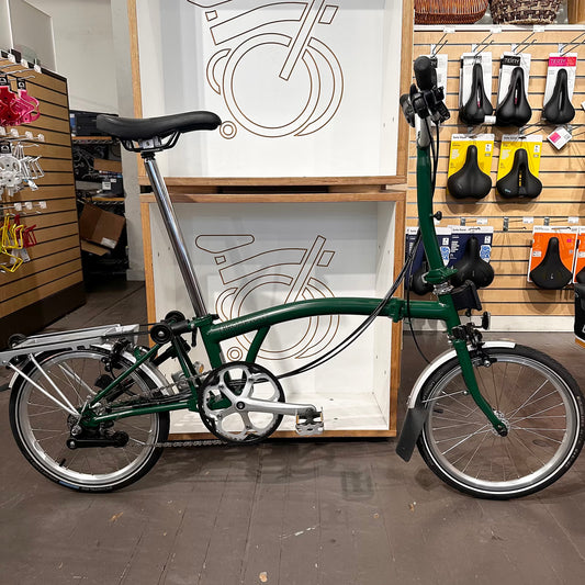 USED Brompton Mid Bar, Six Speed, Racing Green with Rack (M6R)