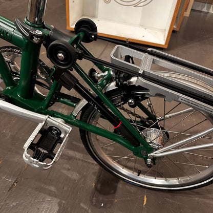 USED Brompton Mid Bar, Six Speed, Racing Green with Rack (M6R)