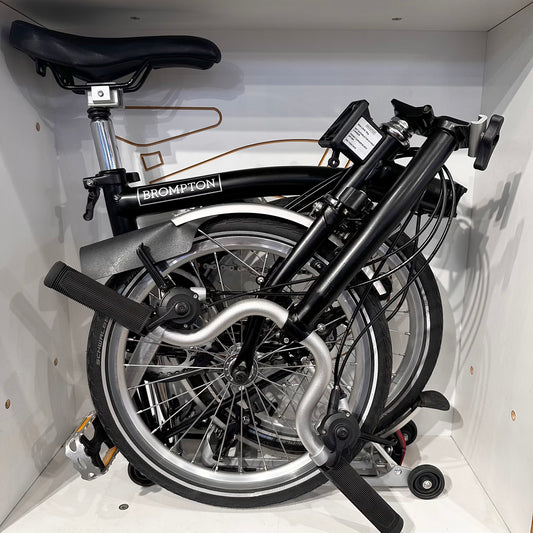 USED Brompton C Line Six Speed Medium, Matte Black with Rack