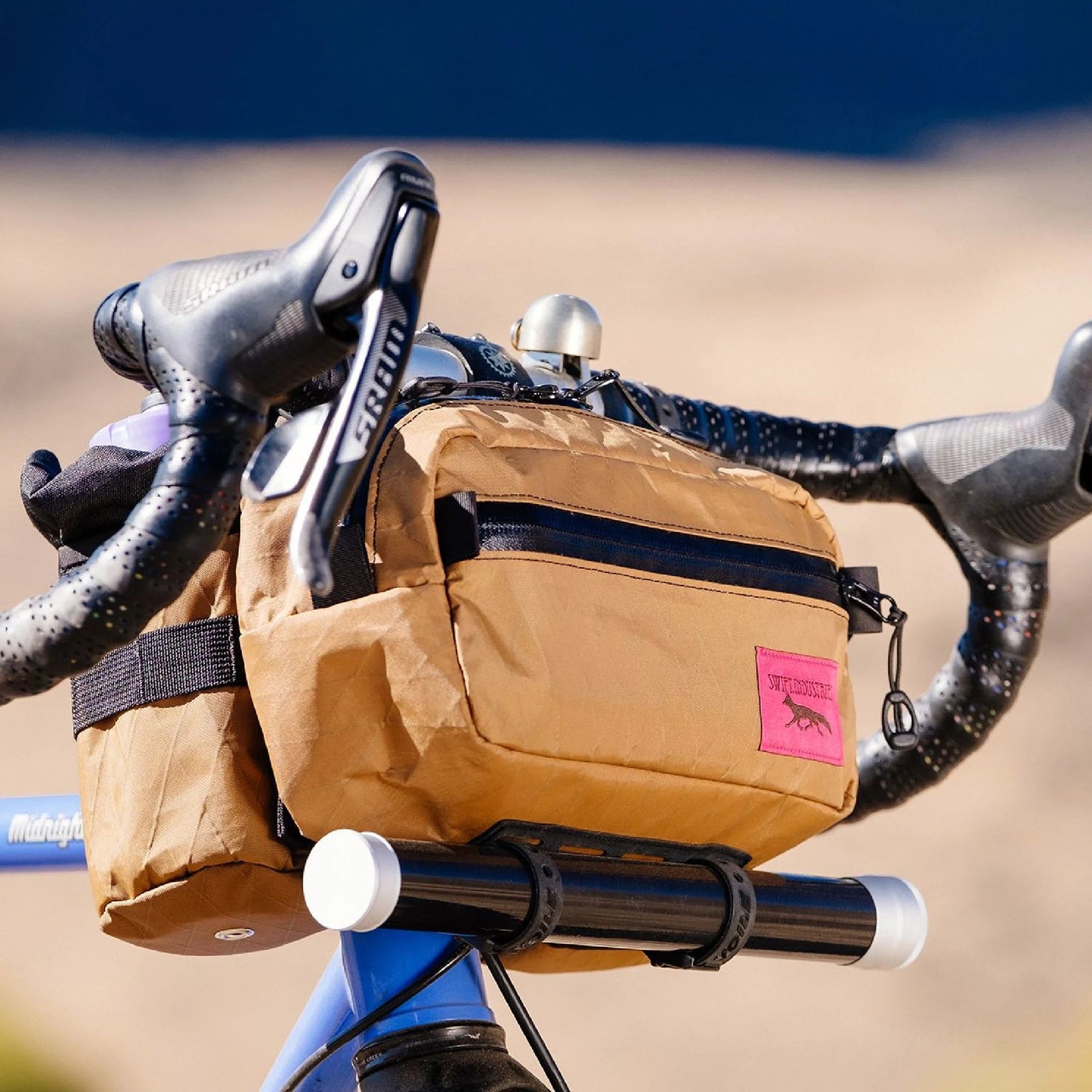 Swift Industries Kestrel Handlebar Bag - Coyote