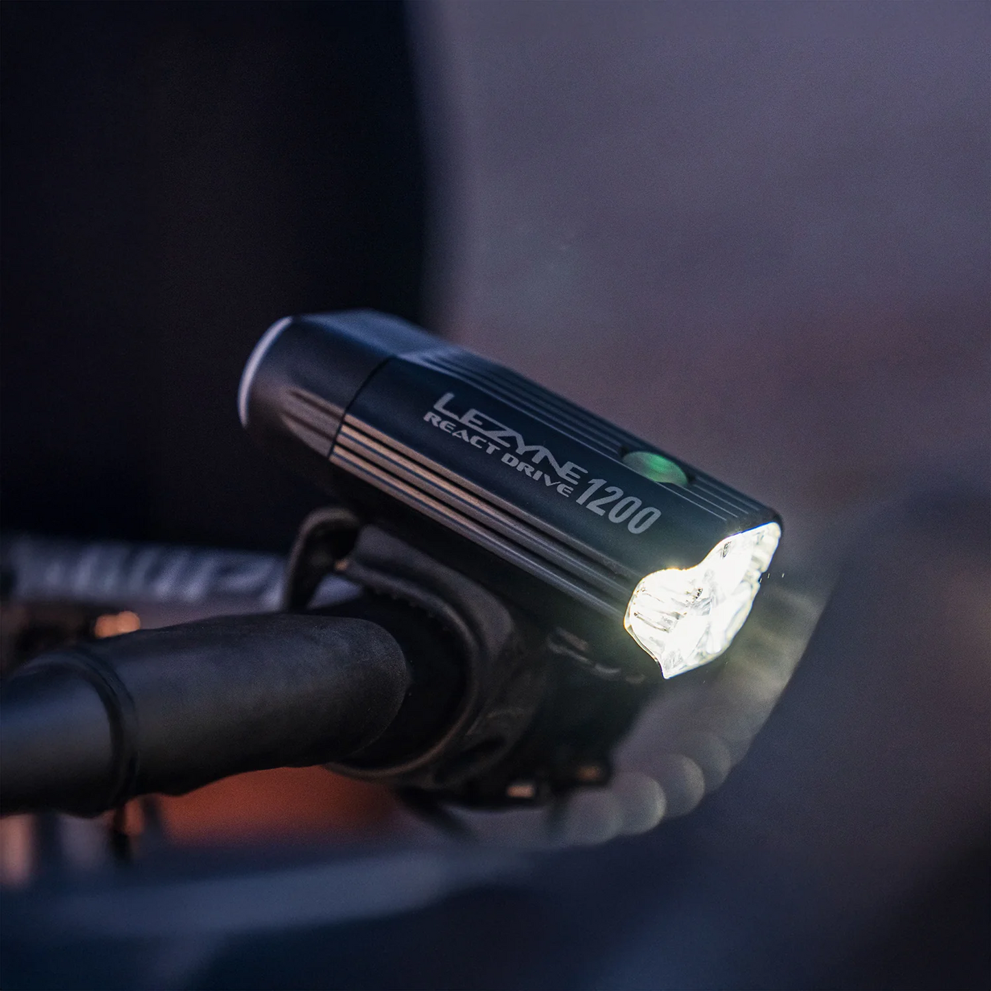 Lezyne React Front Drive Light 1200 Lumens