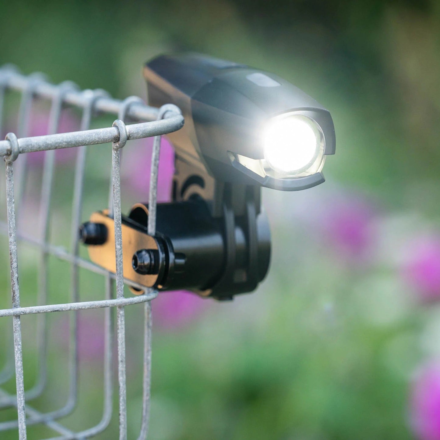 PDW City Rover Power 700 Rechargeable Headlight