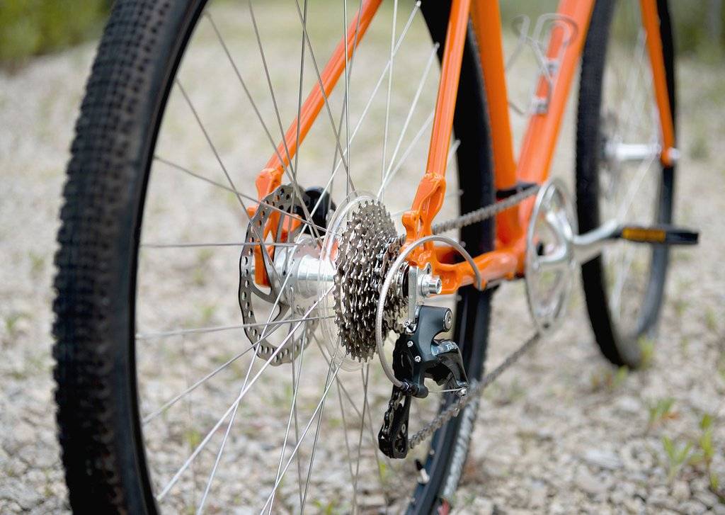 roll: A:1 Adventure Bike Standard Frame City Bike