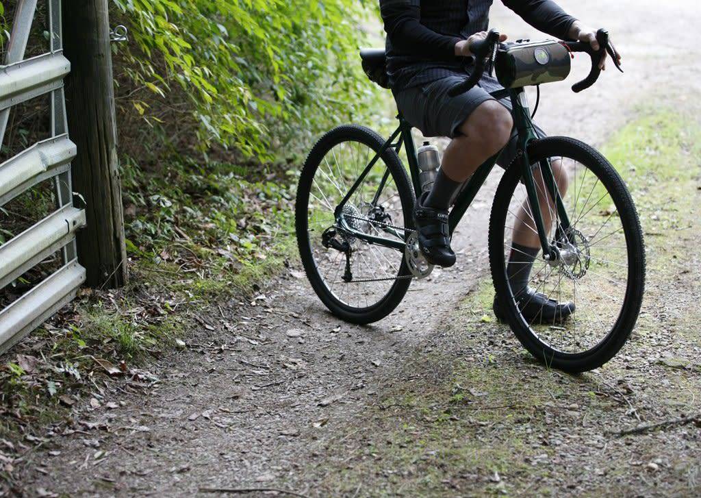 roll: AR:1 Adventure Road Step-Through City Bike