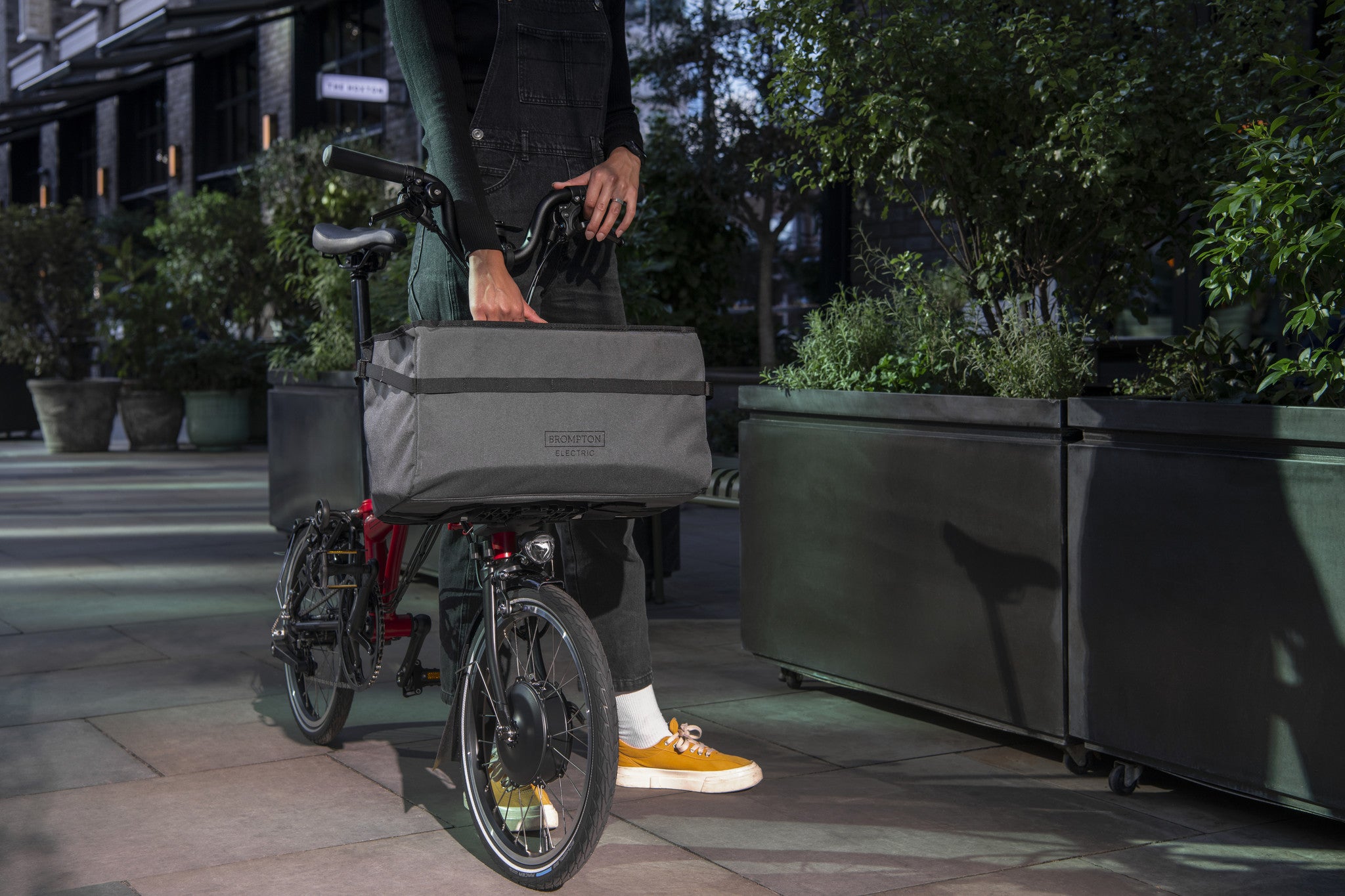 Brompton Bike Basket Bag - Thumbnail 2