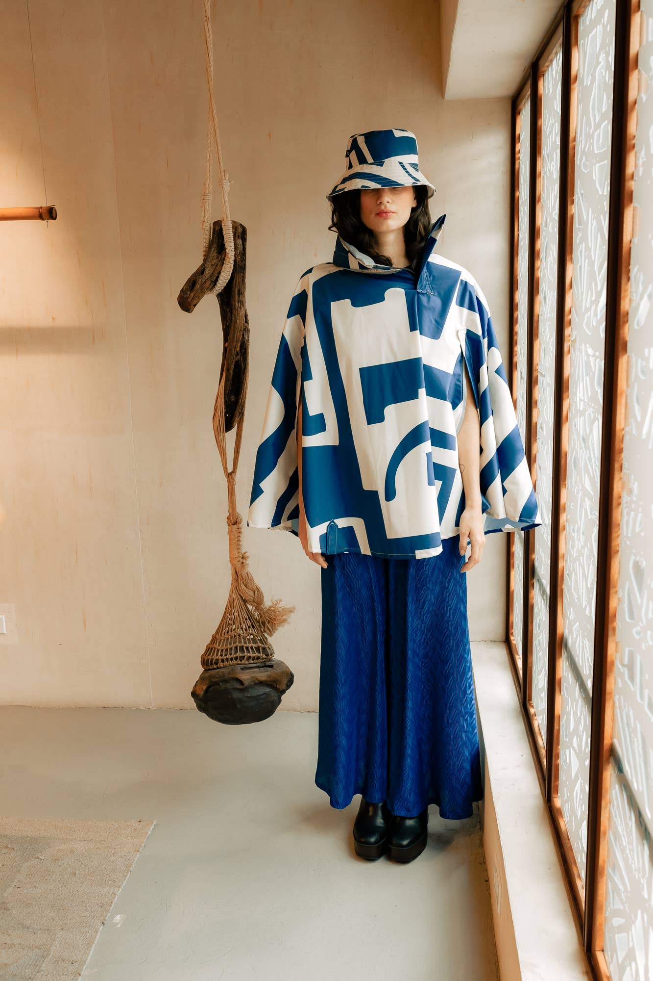 PLUVO - Blue City Rain Cape
