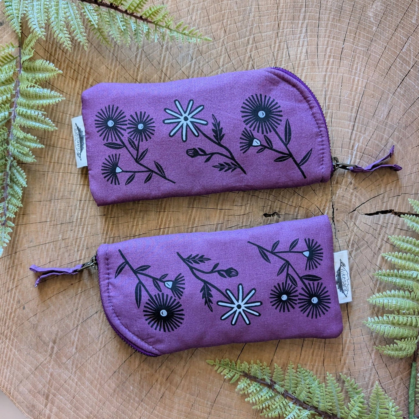ilikesara | art + goods - Glasses case | bloom - purple flower cushioned zipper pouch