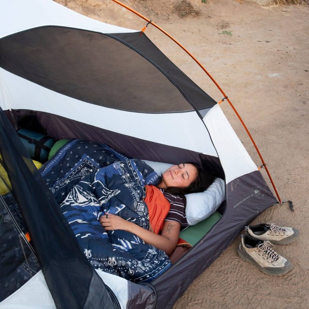 Rumpl - Original Puffy Blanket - Midnight Mesa Bandana
