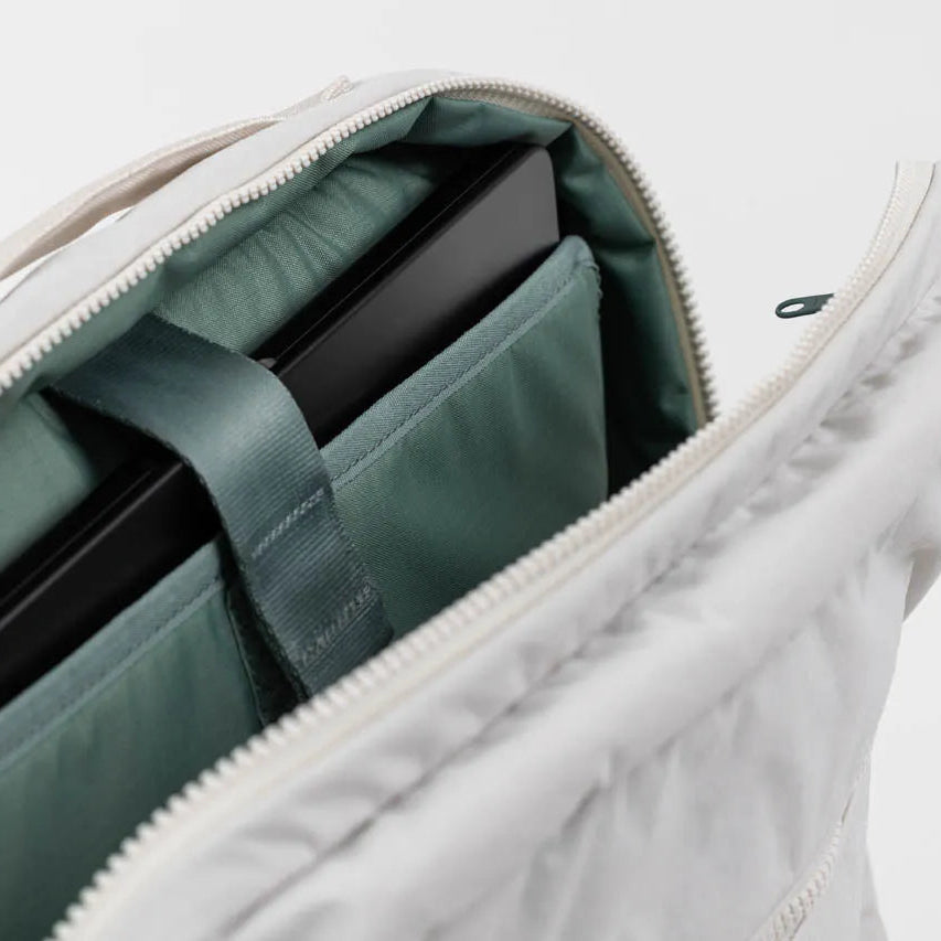 Brompton Backpack - Medium - Ivory