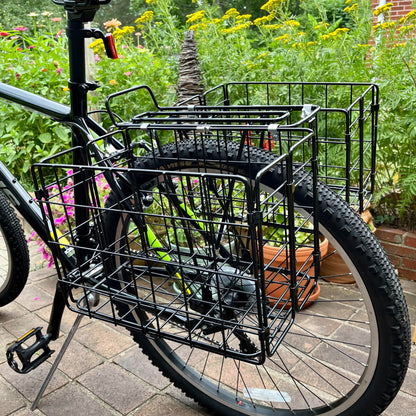 Wald 582 rear folding basket, black