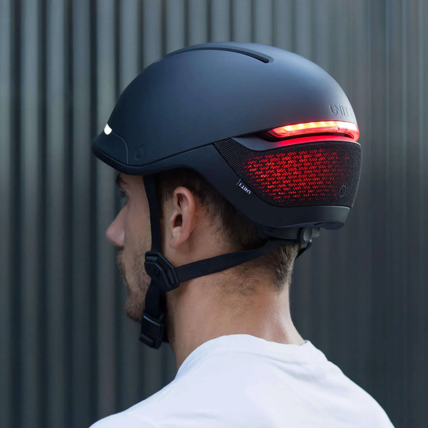 UNIT1 Faro MIPS Smart Helmet With Integrated Lights