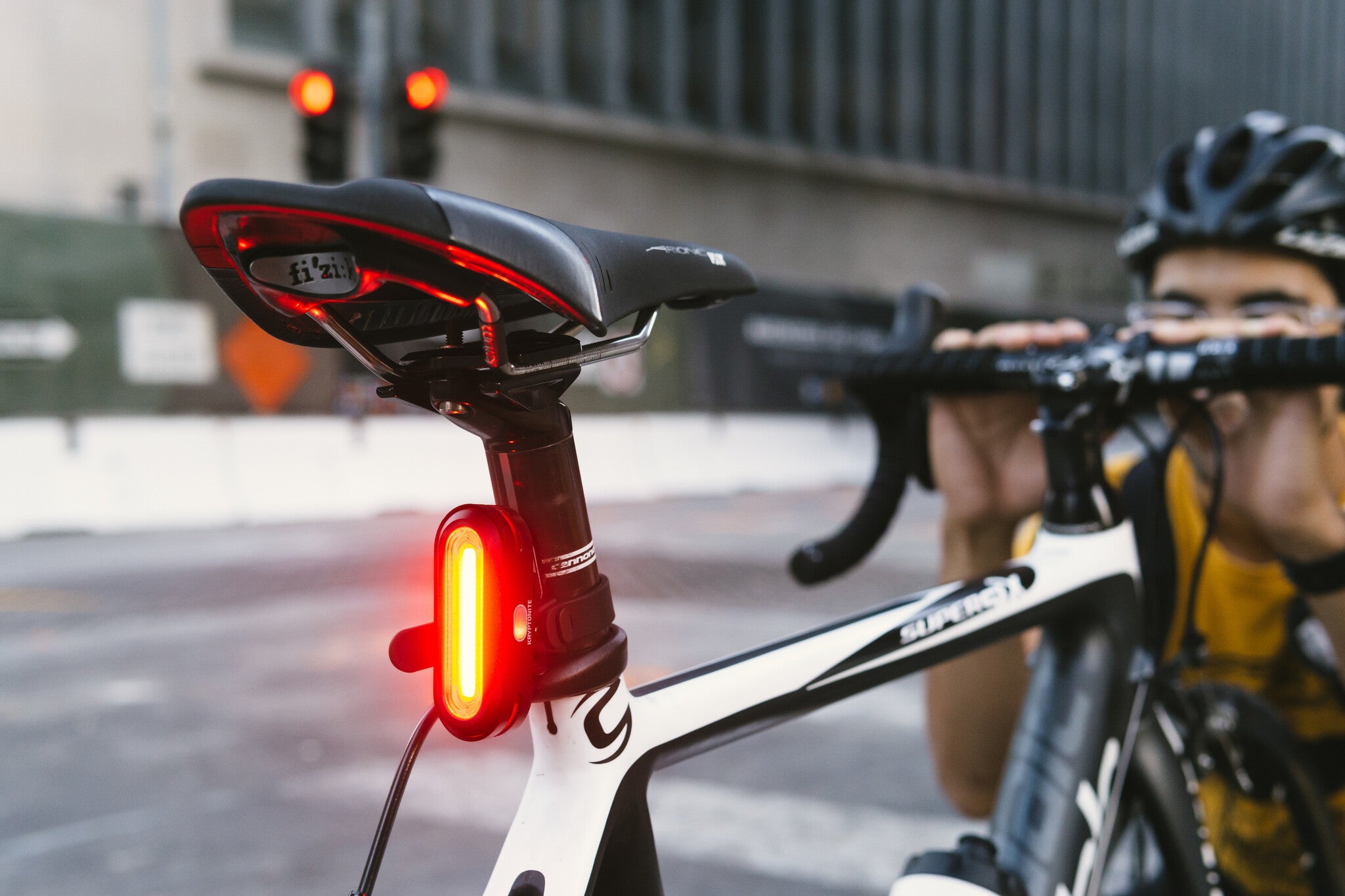 Kryptonite Avenue R-50 Rear Light - Thumbnail 3
