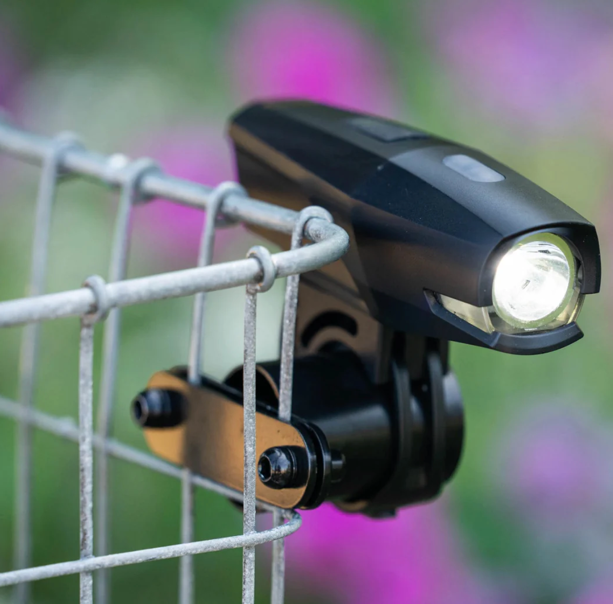 PDW Outpost basket light mount